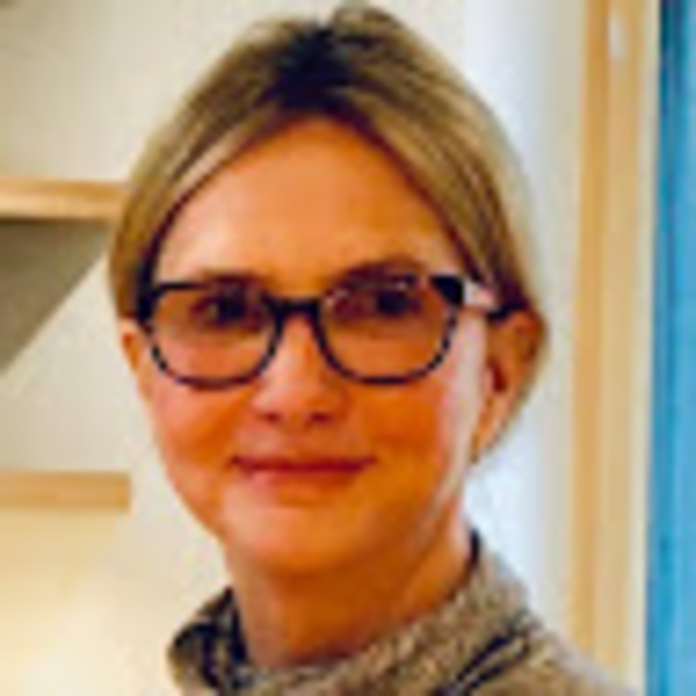 Meet your Posher, Pamela